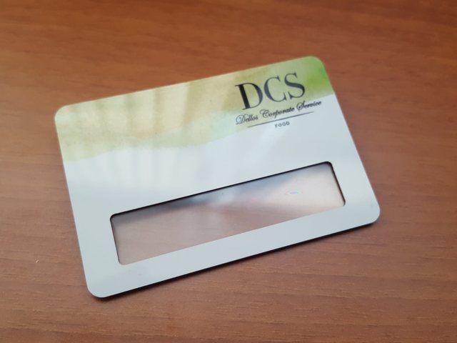 алюминиевый бейджик с окошком